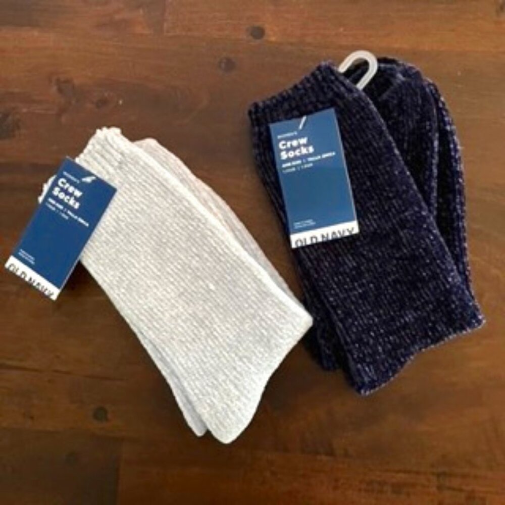 Old Navy Socks - NWT - Silver & Navy Cozy Crew Socks
